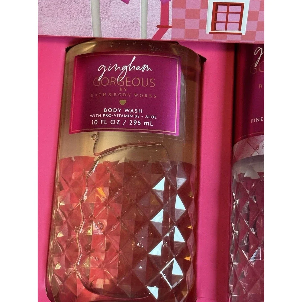 Gingham Gorgeous Bath and Body Works Holiday Gift Set Body Wash, Mist And Lotion - Picture 2 of 8